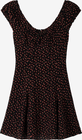 BershkaLjetna haljina - crna boja: prednji dio