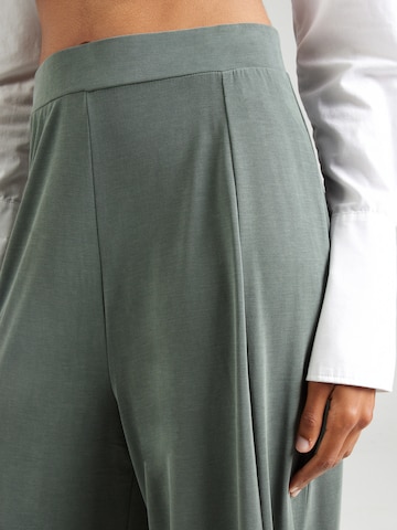 ABOUT YOU Wide leg Trousers 'Caro' in Green