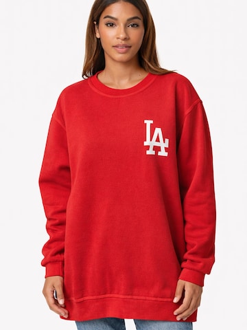 Worldclassca Oversized Sweater in Red: front