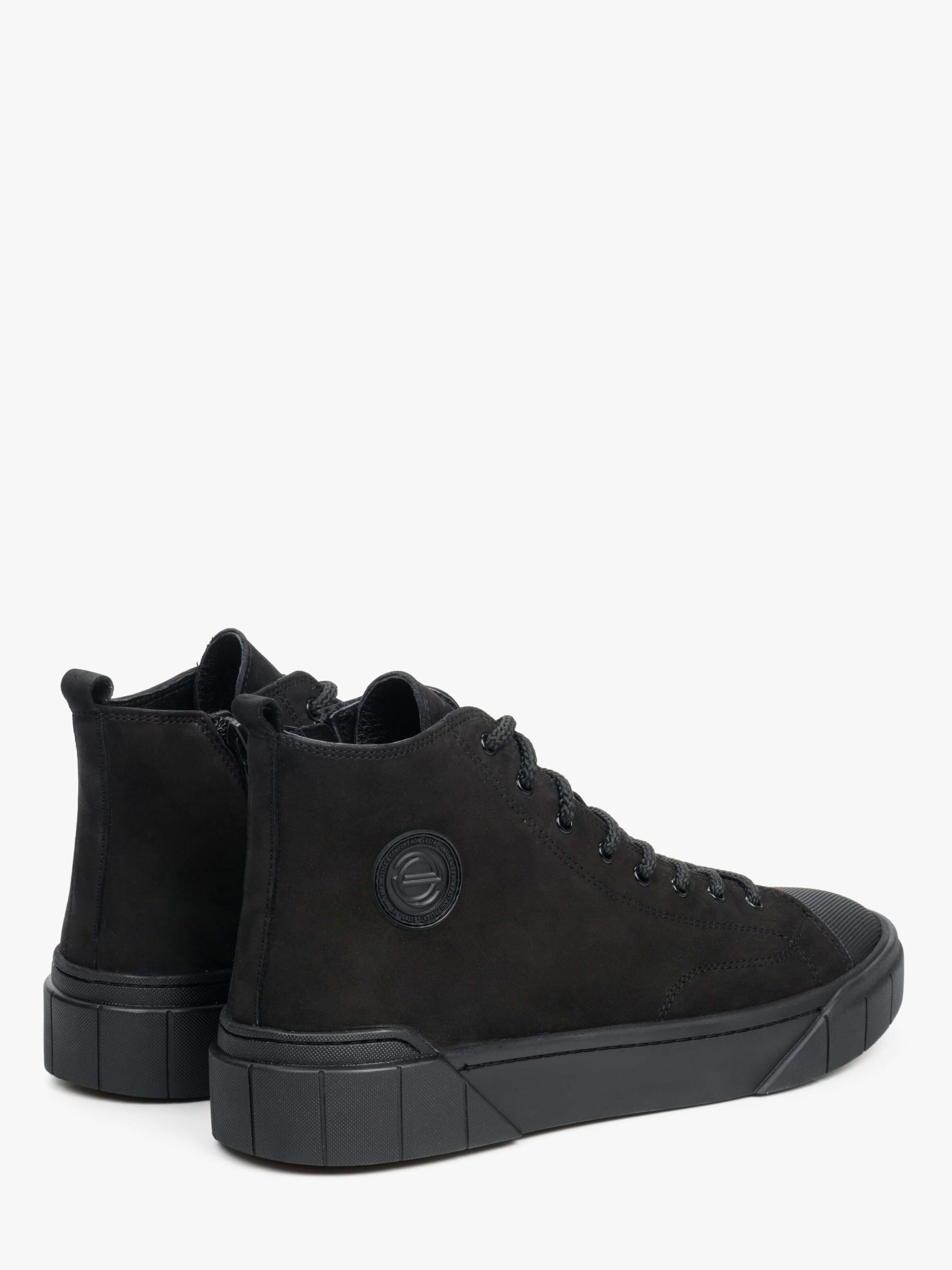 ES8 Hög sneaker '09-4448' i svart