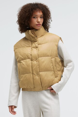 SENSES.THE LABEL Vest in Brown: front