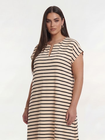 Robe YOEK en noir