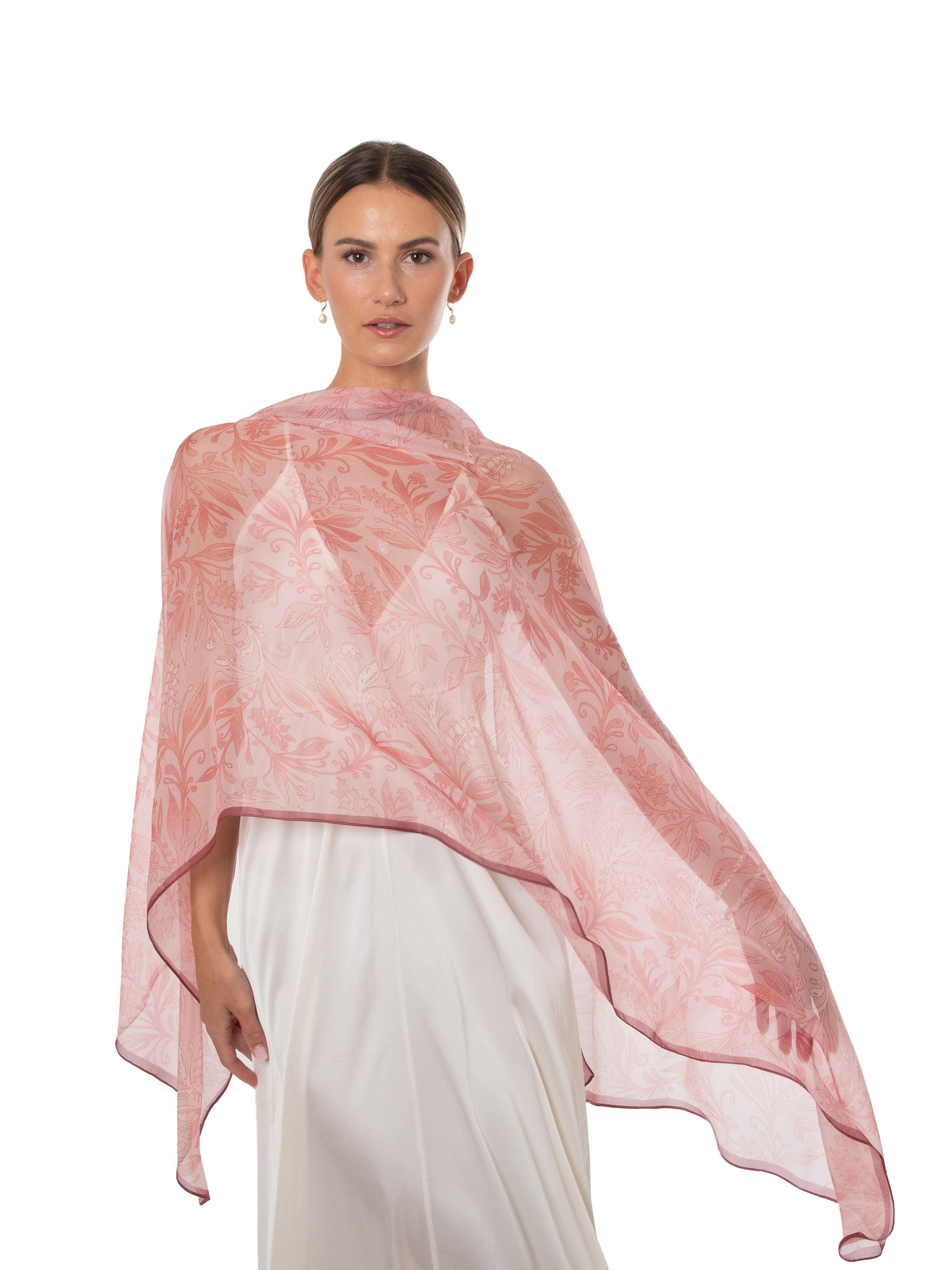 Sciarpa 'Seidenchiffon zarte Blumen70 x 180 cm' di MayTree in rosa