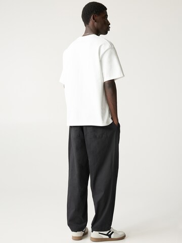 Loosefit Pantalon Pull&Bear en noir