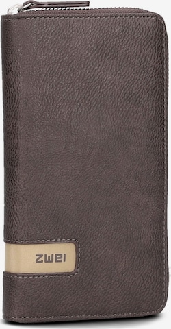 ZWEI Wallet 'Mademoiselle' in Brown: front