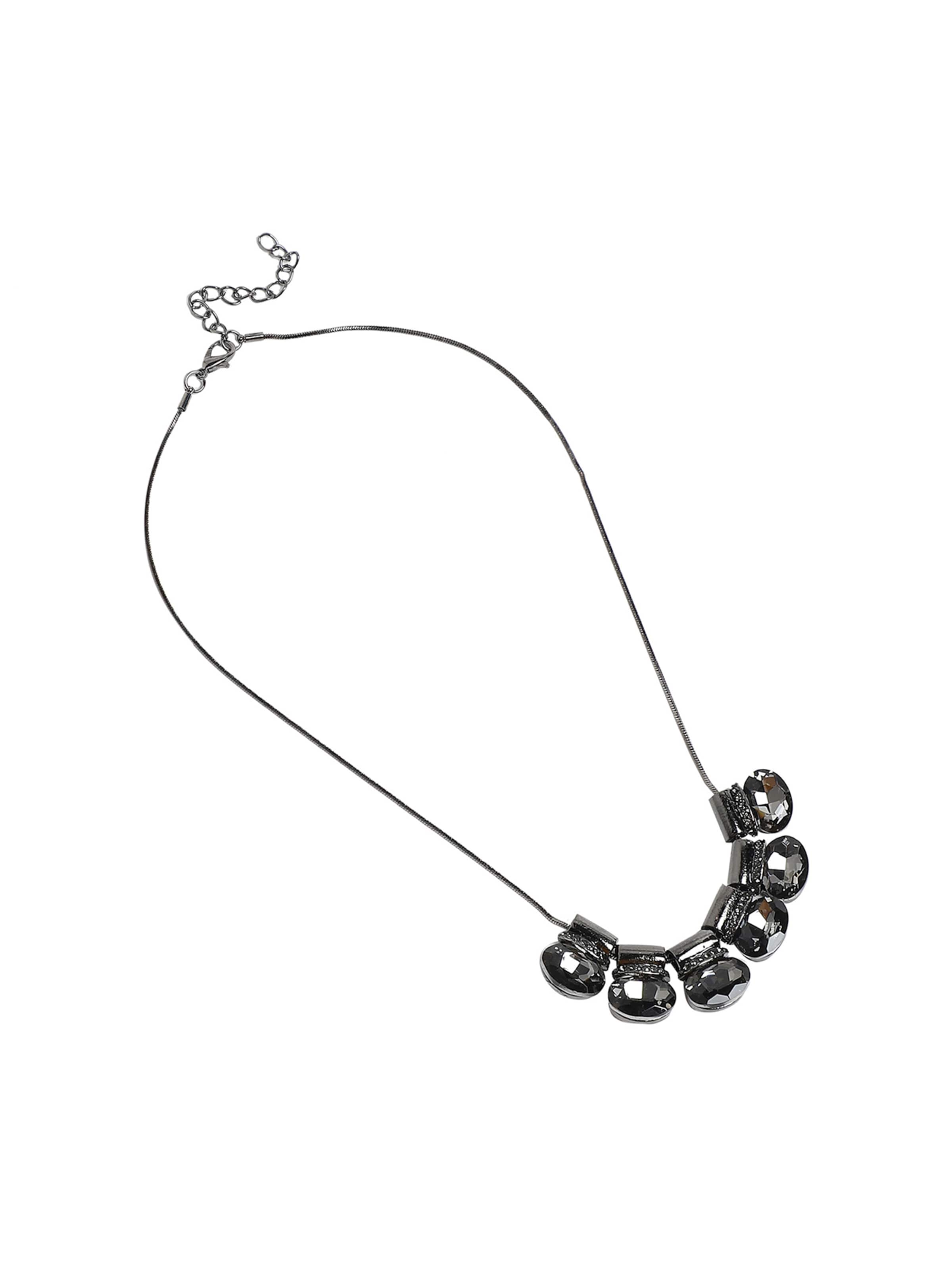 SOHI Αλυσίδα 'Hemlata' σε μαύρο: μπροστά