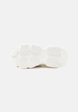 STEVE MADDEN - Zapatillas deportivas bajas 'Pryce' en blanco: abajo