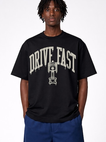 DriveFastDieYoung Shirt 'Piston' in White