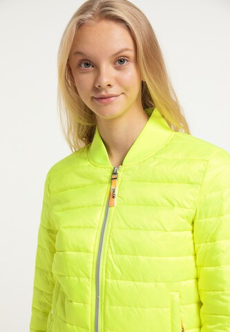 myMo ATHLSR Between-Season Jacket in Yellow