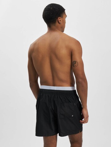 Calvin Klein Swimwear Badeshorts in Schwarz