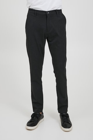 !Solid Slimfit Broek 'TO Frederic' in Grijs: voorkant