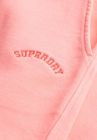 Superdry Regular Shorts 'Essential' in Rot