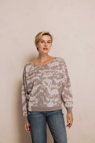 Zhrill Pullover in Beige