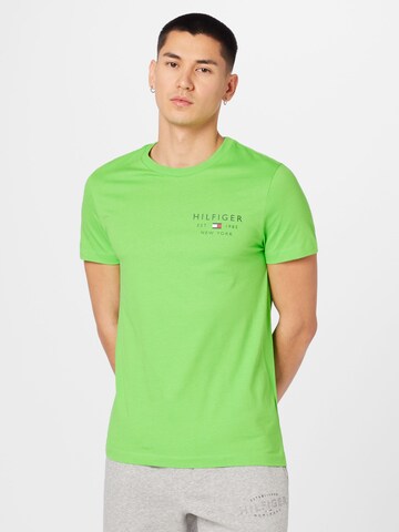 Maglietta di TOMMY HILFIGER in verde: frontale