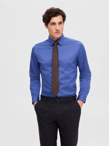 SELECTED HOMME - Slim Fit Camisa em azul: frente