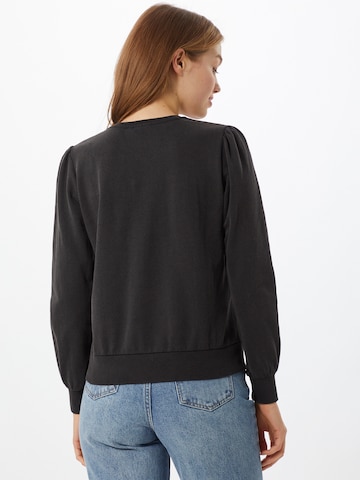 ONLY Sweatshirt 'Lucinda' in Schwarz