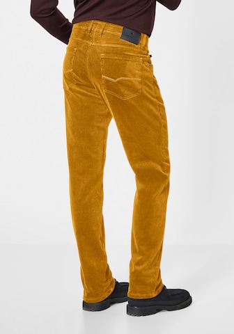 REDPOINT Regular Pants in Yellow