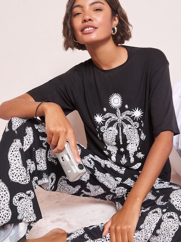 Friends Like These Pajama in Black