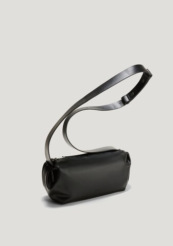 s.Oliver Shoulder Bag in Black