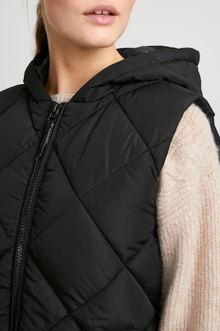 Oxmo Bodywarmer 'Stana' in Zwart