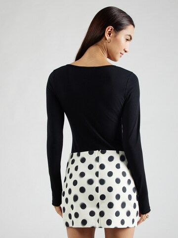 ABOUT YOU Shirt 'Raquel' in Schwarz