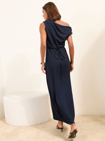 Robe Friends Like These en bleu
