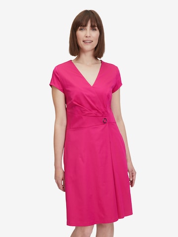 Vera Mont Basic-Kleid mit ausgestelltem Rock in Pink: predná strana