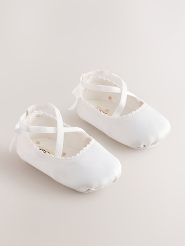 Next Newborn in Weiß