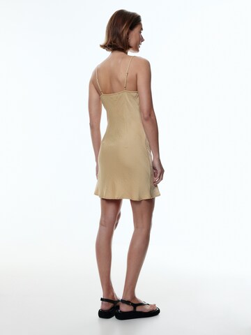 EDITED Kleid 'Jessie' in Beige