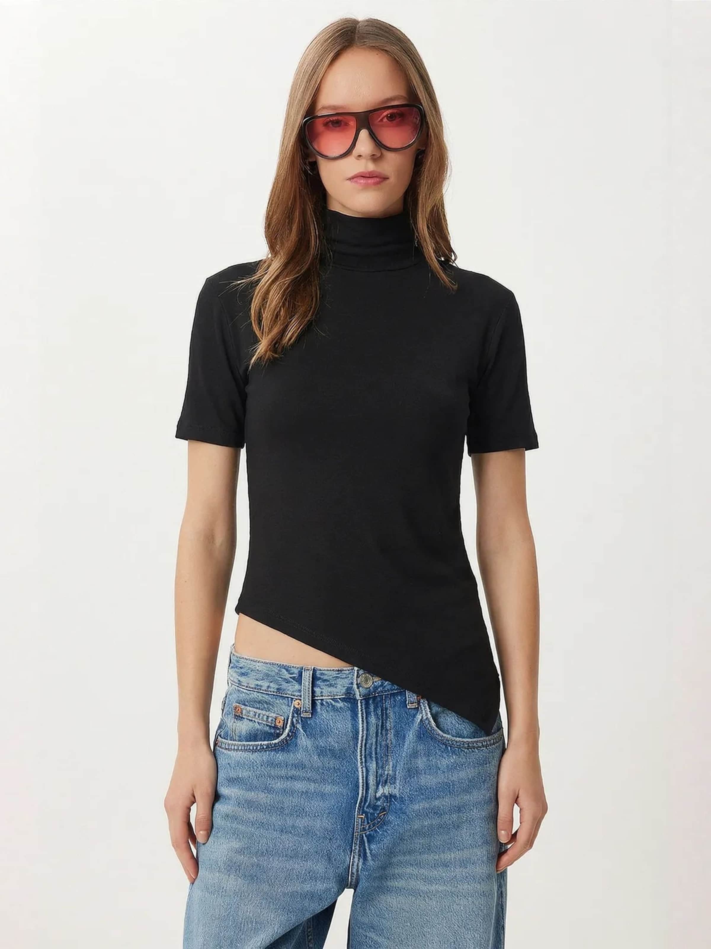 Happiness İstanbul Blouse in Zwart: voorkant