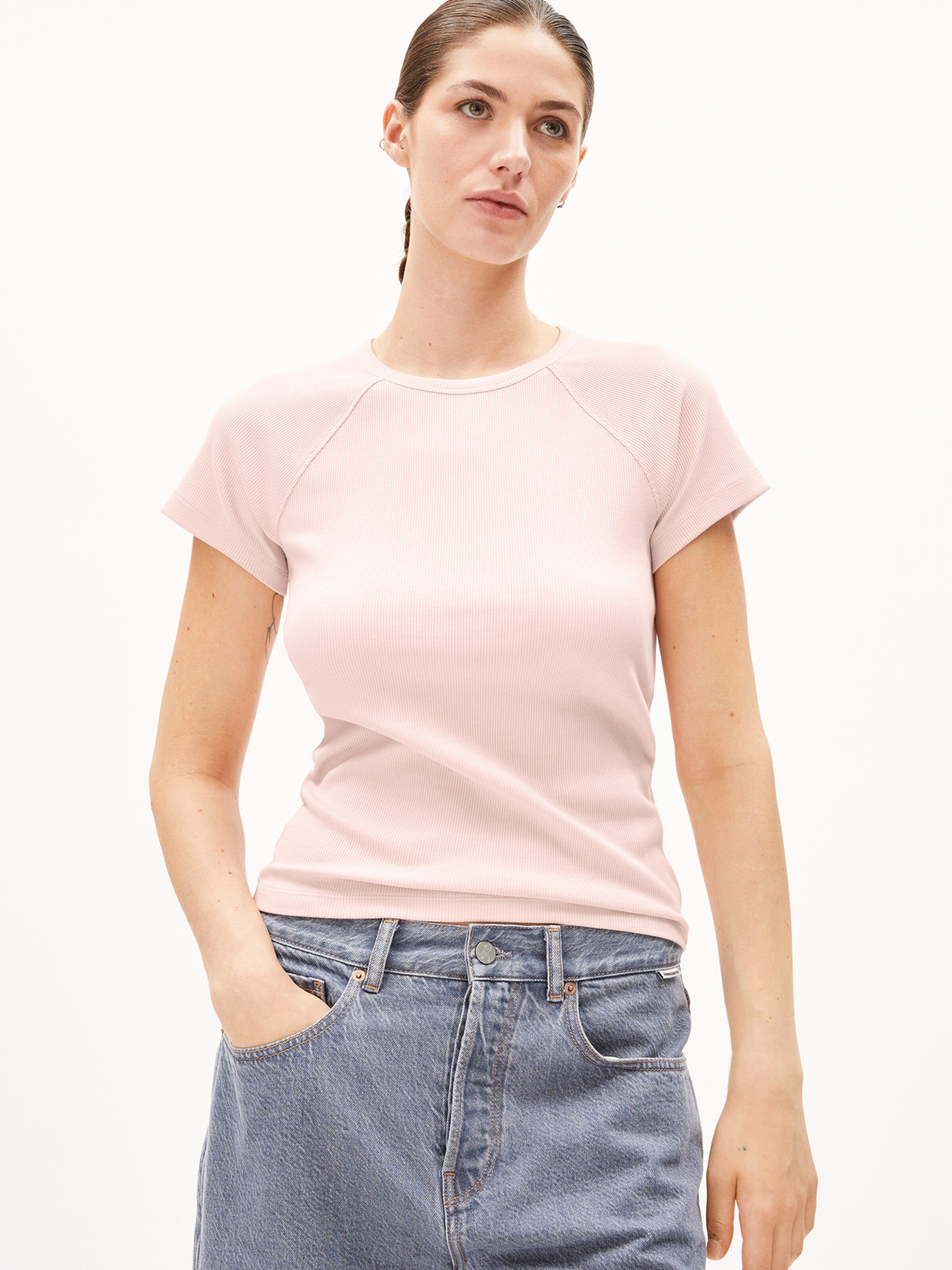 ARMEDANGELS Shirt in Roze: voorkant