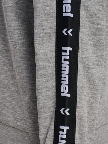 Hummel Sportsweatshirt i grå