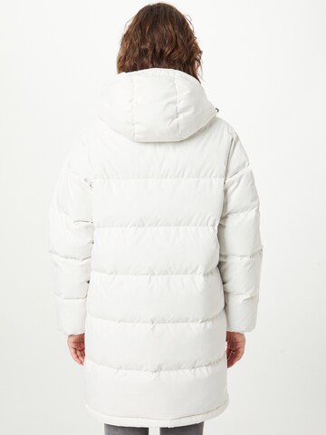 balta LEVI'S ® Žieminis paltas 'Larkin Puffer Mid'