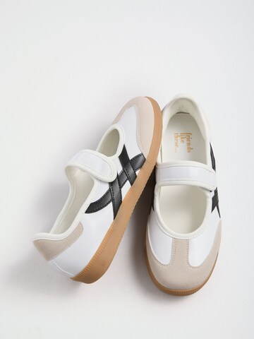 Sneaker bassa di Friends Like These in bianco