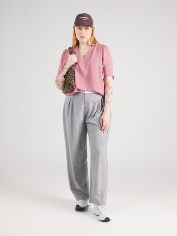 Camicia da donna 'CARNoemi' di ONLY Carmakoma in rosa