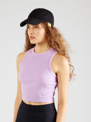 purpurinė GUESS Sportiniai marškinėliai be rankovių 'EDIE': priekis