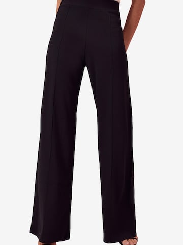 Lipsy Wide leg Trousers in Black: front