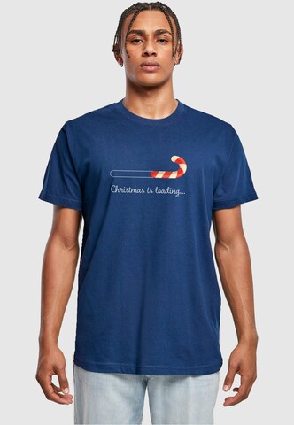Merchcode T-Shirt 'Christmas Loading' in Blau: Vorderseite