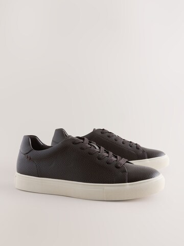 Baskets basses Next en marron