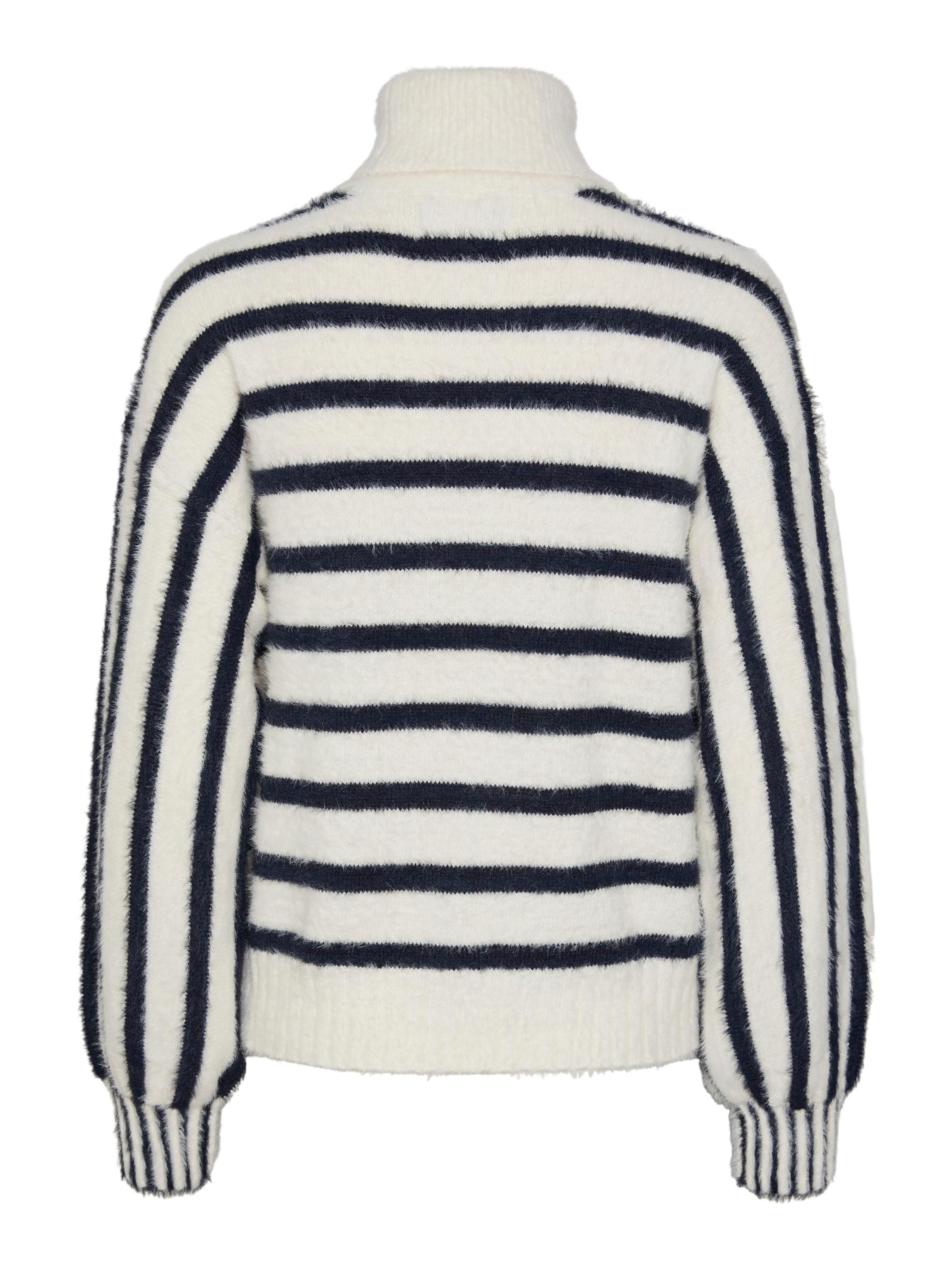 PIECES Kampsun 'SMIA', värv valge