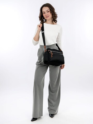 Emily & Noah Shoulder bag in Black: front
