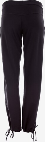 Winshape - Loosefit Pantalón deportivo 'WTE9' en negro