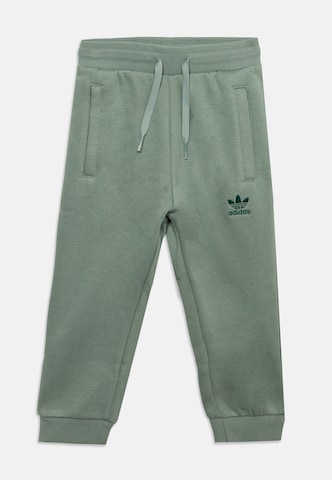Trening 'Essentials' de la ADIDAS ORIGINALS pe verde