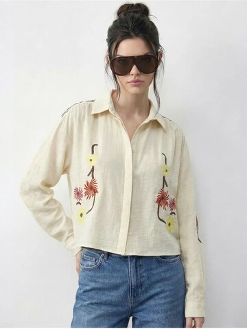 Bianco Lucci - Camisa em amarelo: frente