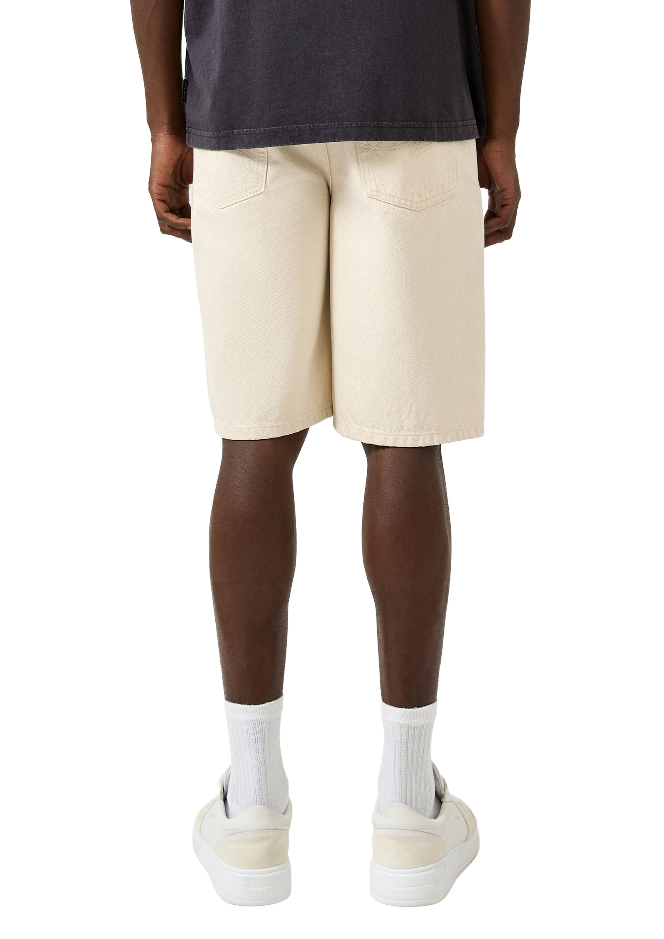 QS Loosefit Jeans in Beige