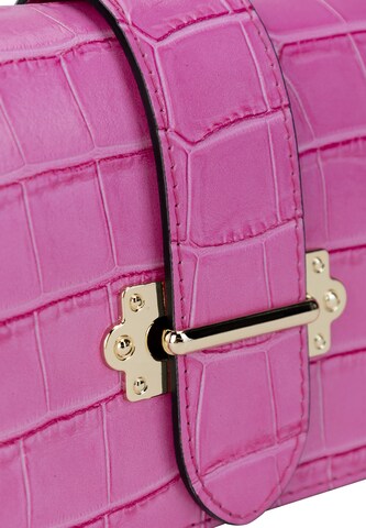 Usha Clutch in Pink