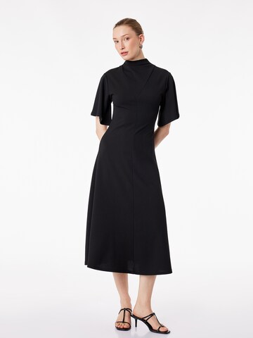 Koton Kleid in Schwarz: Vorderseite