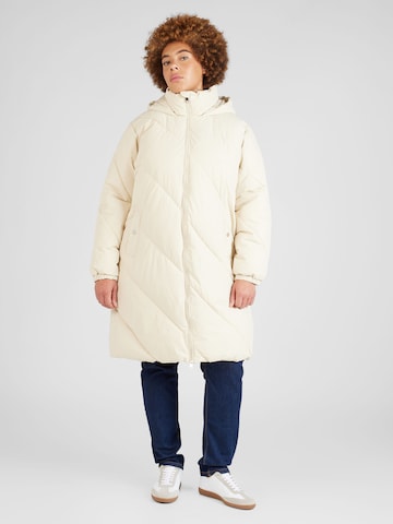 Vero Moda Curve Winter Coat 'Celanodora' in Beige: front