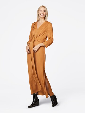 Robe 'Victoria' LeGer by Lena Gercke en marron : devant