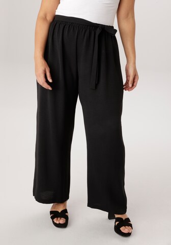 Aniston Wide leg Pants in Black: front